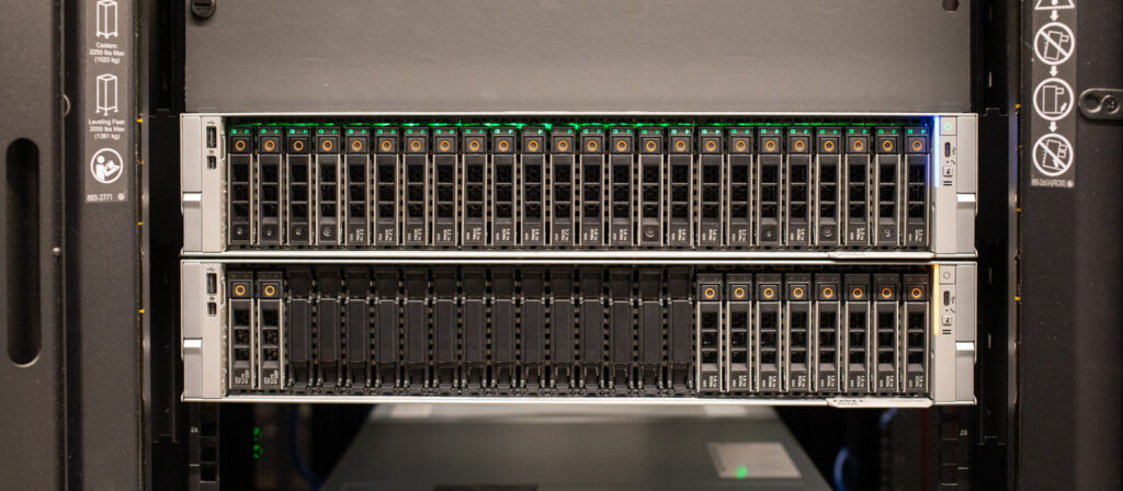 dell poweredge r7725xd front bays