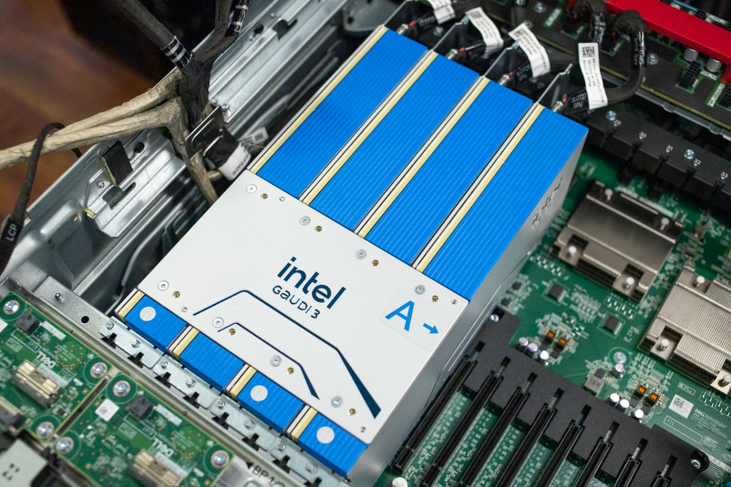 dell poweredge xe7740 Guadi 3 accelerators