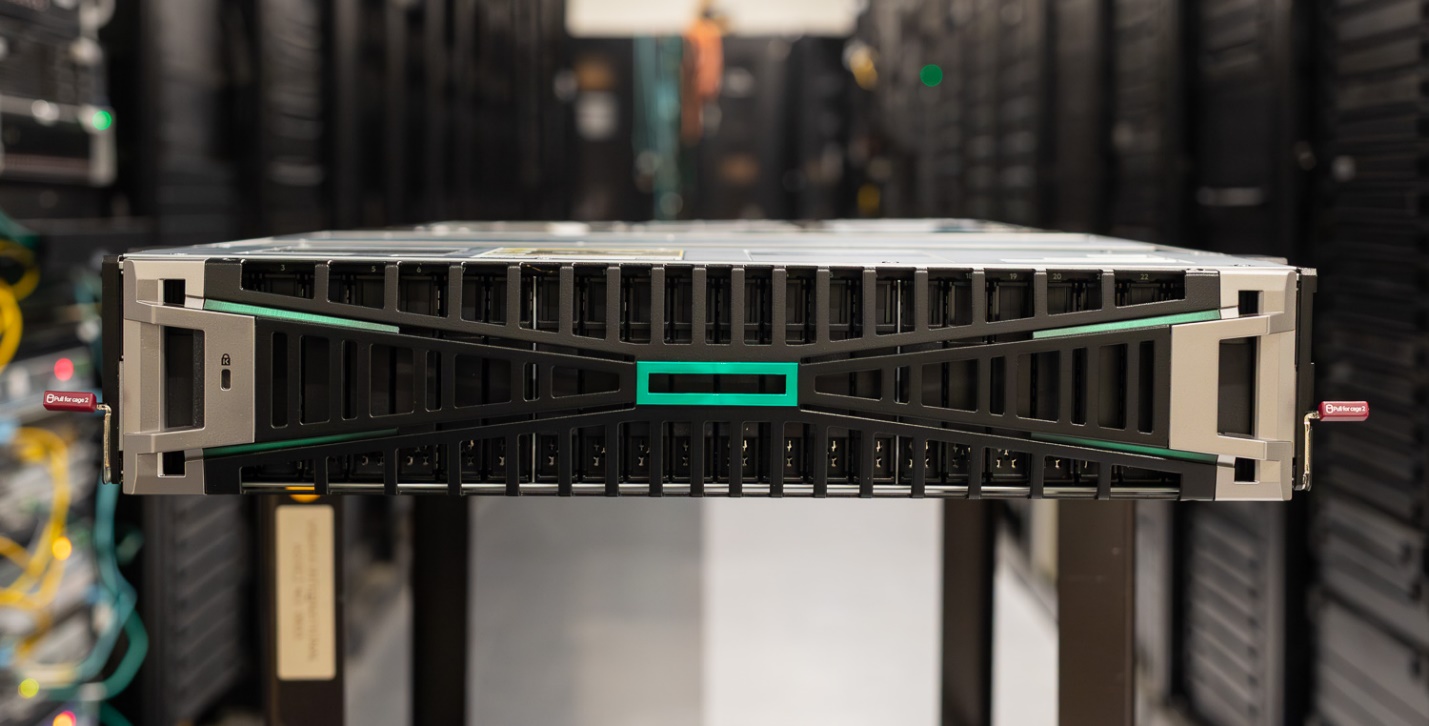 HPE Alletra Storage MP X10000 với node tăng tốc bảo vệ Dữ liệu: Sao lưu không lo nghẽn cổ chai